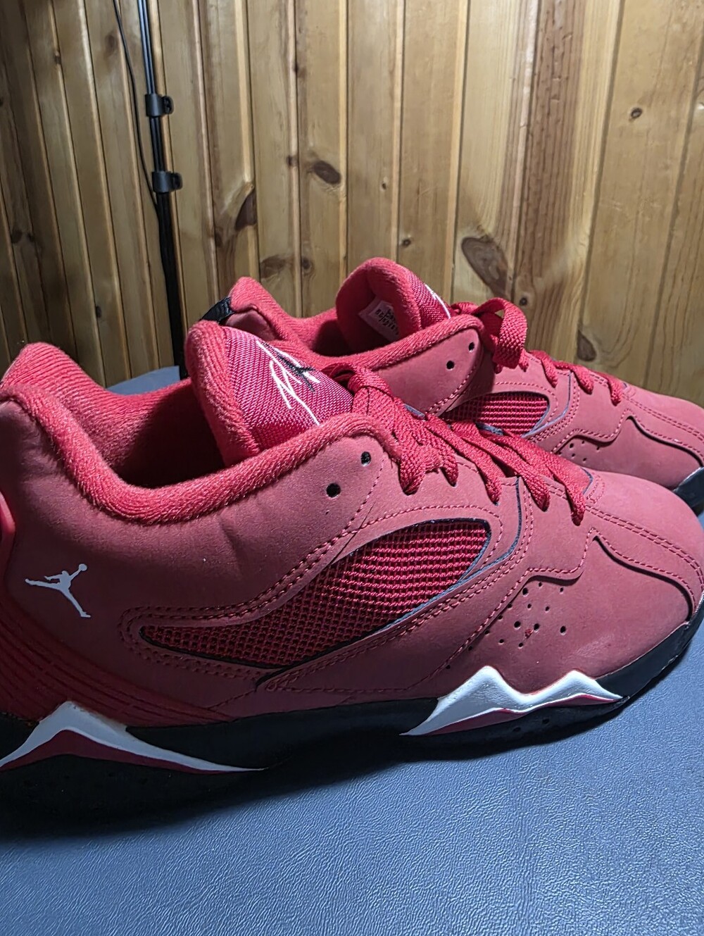 Jordan MVP '92 Red Men's Basketball Sneakers with Black Accents. Size 6y.
